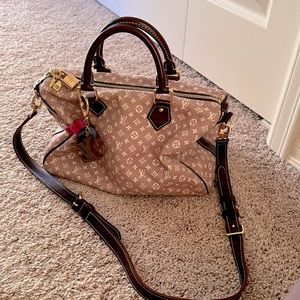 Louis Vuitton classic speedy 30